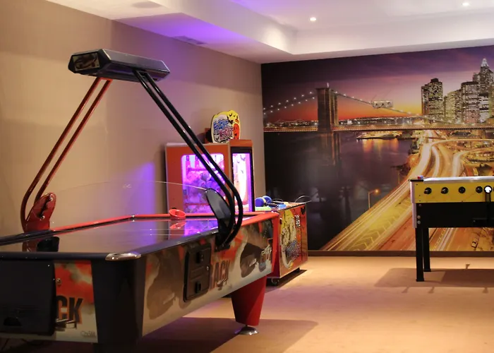 Park And Vella Hills 4*