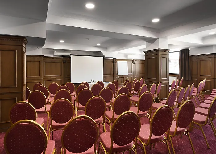 Park And Vella Hills Station touristique 4*