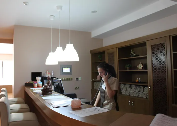 Park And Vella Hills Station touristique 4*