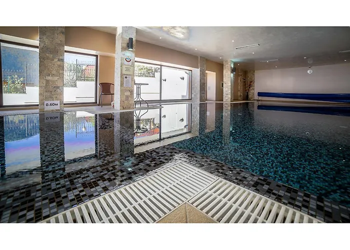 Resort Park And Vella Hills 4*