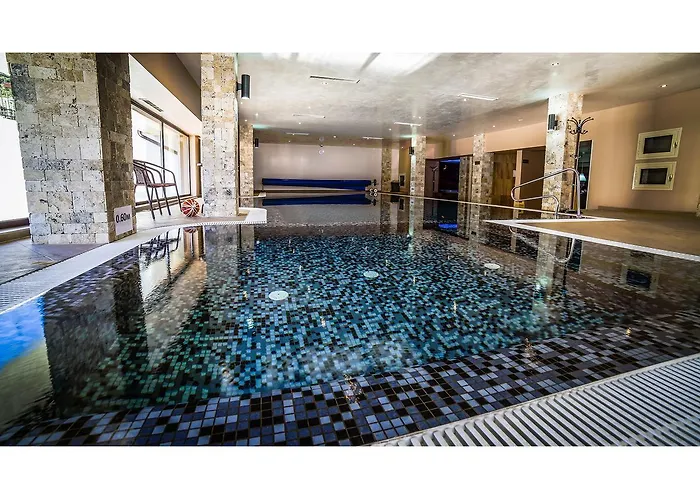 Resort Park And Vella Hills 4*